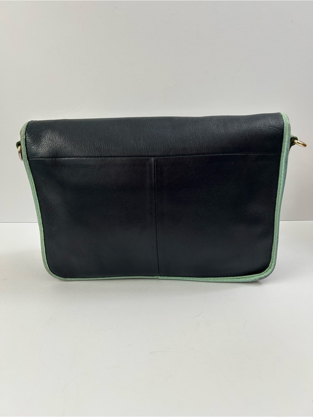 Cynthia Rowley - Leather Messenger Bag. Project Bag! - Picture 3 of 16
